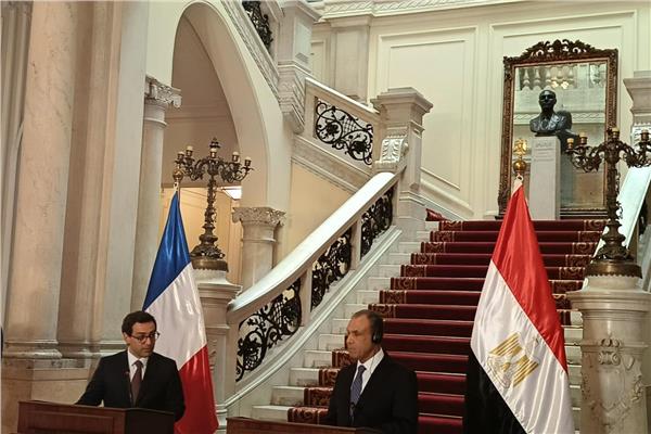 جانب من المؤتمر الصحفي