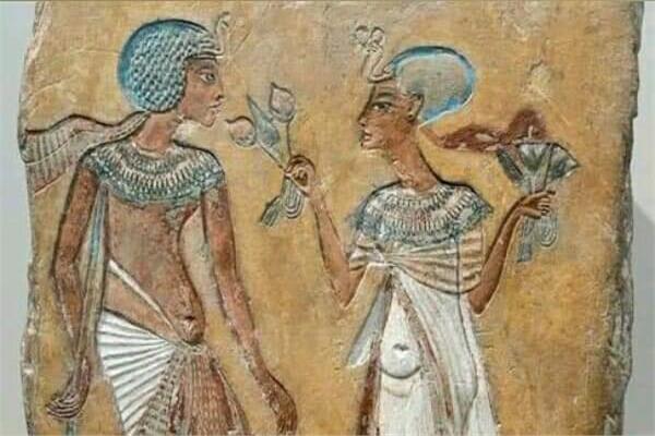 العطور الفاخرة الأوروبية وخاصة الفرنسية الباريسية