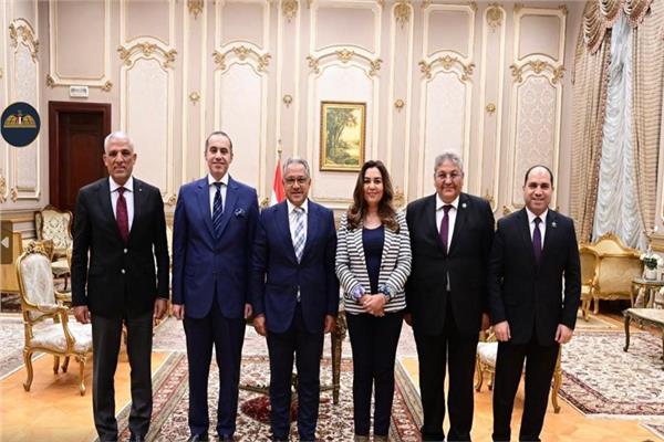 وزيرا الشئون النيابية والتنمية المحلية يناقشان عددًا من الملفات والموضوعات التي تهم المواطنين