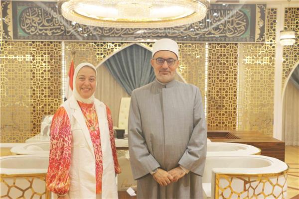 مفتي الجمهورية يستقبل عميد كلية طب بنات الأزهر بالقاهرة لتهنئته بتولي مهام منصب الإفتاء