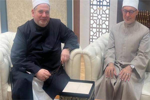 نظيرعياد مفتي الجمهورية