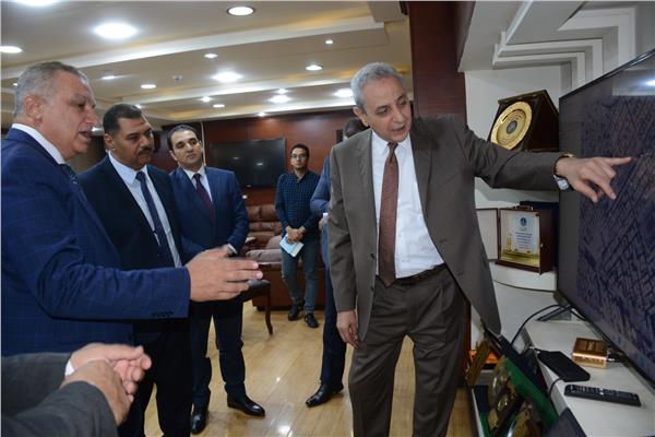 محافظ الغربية مع رئيس صندوق التنمية الحضرية