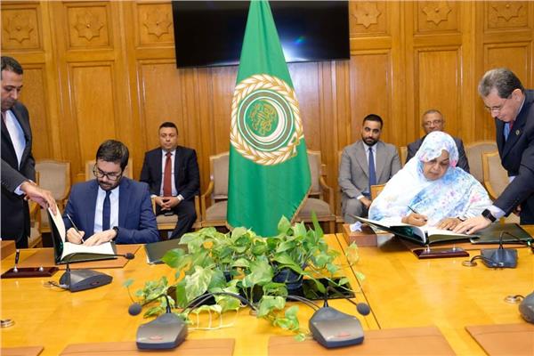 توقيع مذكرة بين الجامعة العربية والمعهد الدولي لإدارة المياه