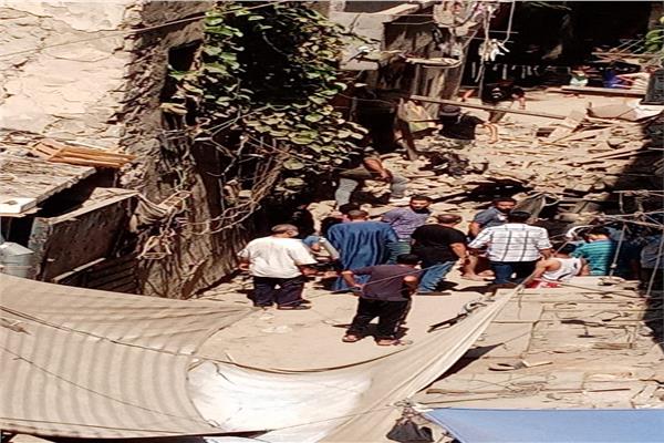 أمن الجيزة تتحفظ علي 3 أشخاص المتسببين في حادث عقار الجيزة