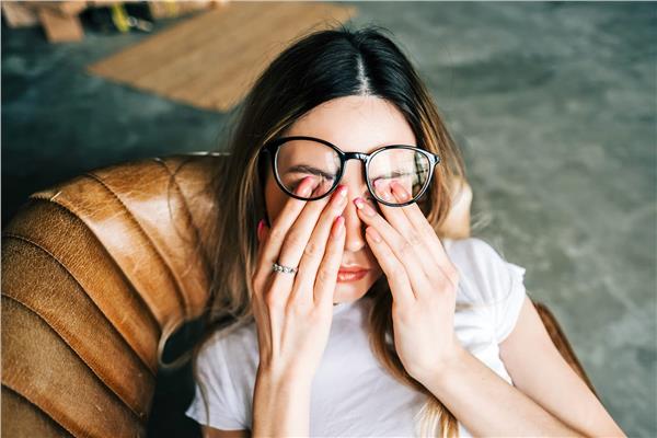 عادات تضعف الرؤية