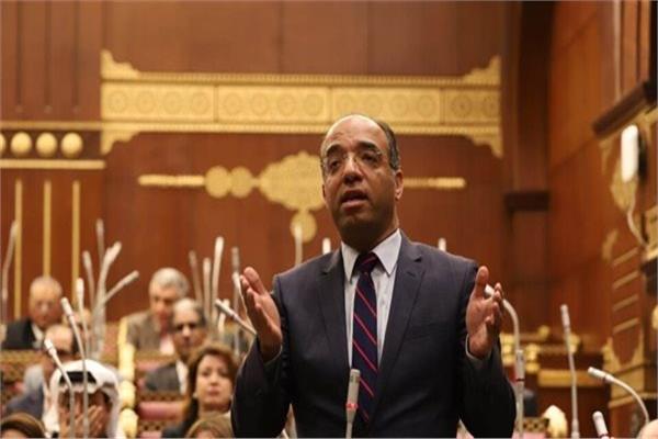 الدكتور علي مهران