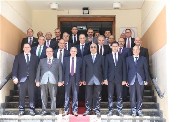 المستشار عدنان فنجري وزير العدل وقضاة محكمة مطروح