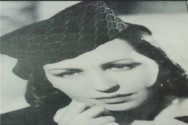 الفنانة أمينة رزق