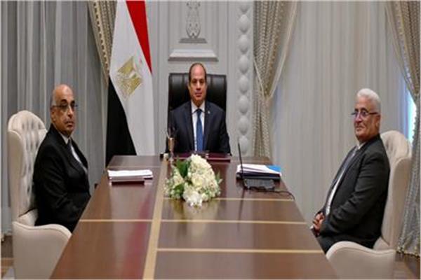 الرئيس عبد الفتاح السيسى خلال اجتماعه مع وزير العدل