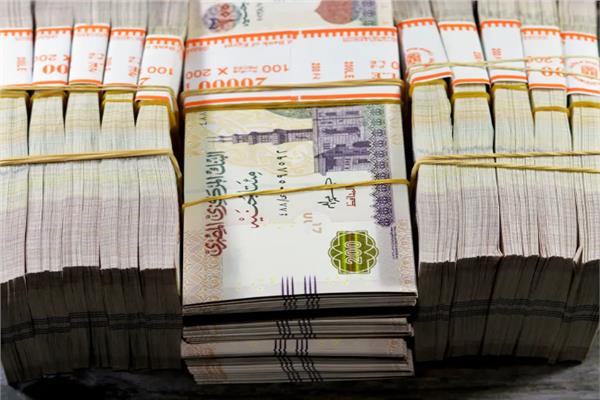 حساب توفير أم وديعة أم الشهادات البنكية - أرشيفية