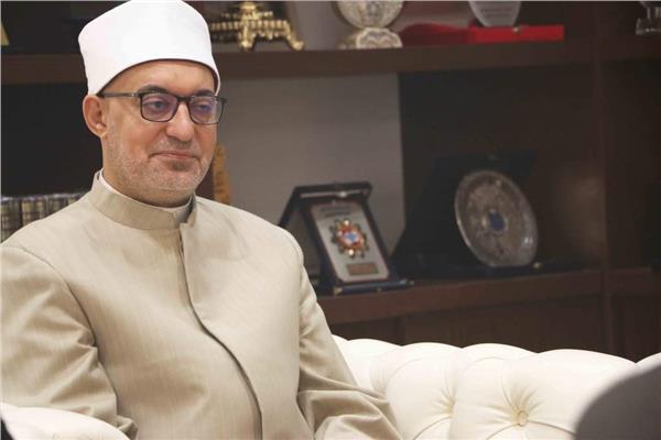 الدكتور نظير عياد مفتي الجمهورية