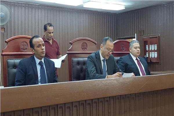 هيئة المحكمة برئاسة المستشار أحمد رفعت النجار