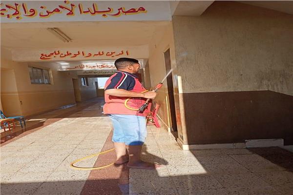 للاستعداد للعام الدراسي الجديد بالمدارس