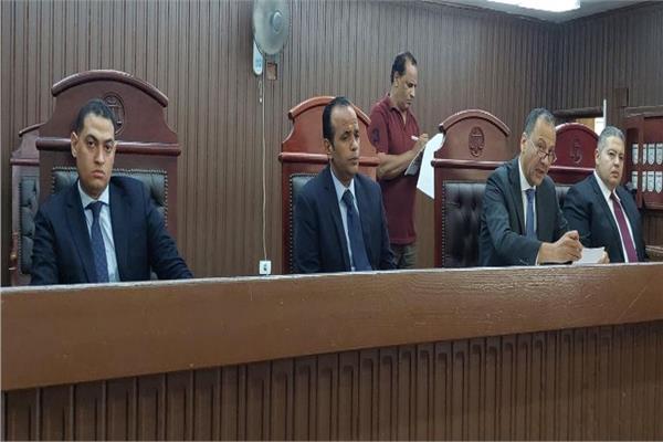 هيئة المحكمة  برئاسه المستشار أحمد رفعت النجار