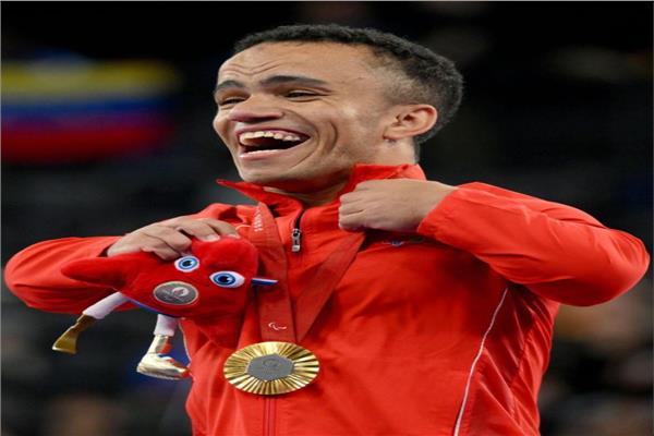 محمد المنياوي لاعب المنتخب الوطني لرفع الأثقال البارالمبي