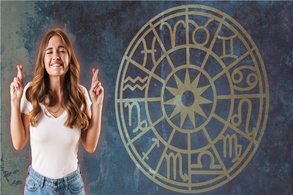 خبيرة فلك تبشر الأبراج الهوائية والنارية