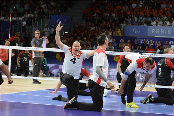 منتخب الكرة الطائرة جلوس