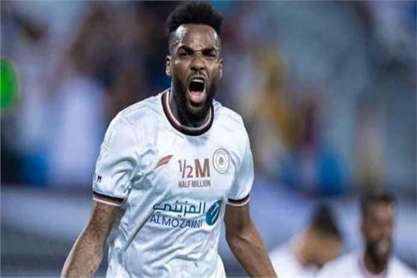 الجابوني أرون بوبيندزا
