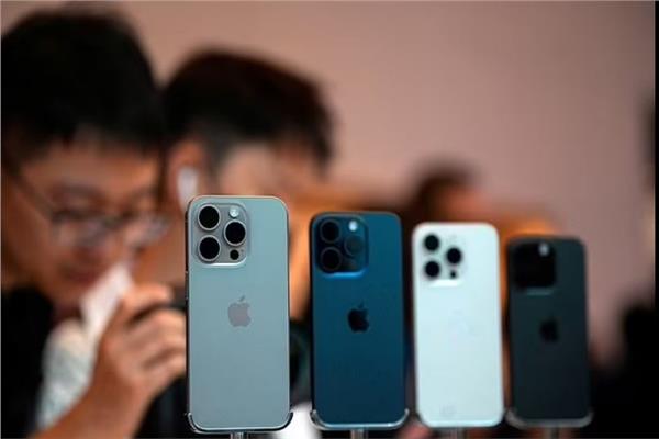 iPhone 16