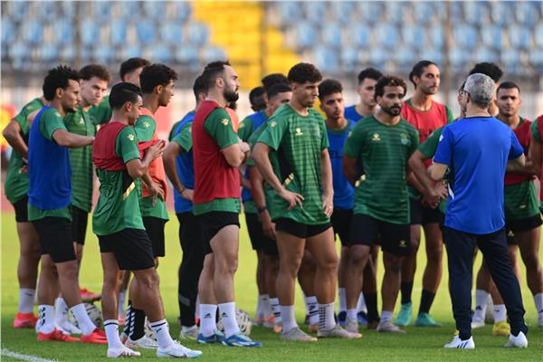 جانب من تدريبات الاتحاد السكندري