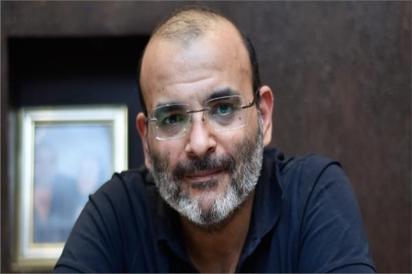 أيمن بهجت قمر