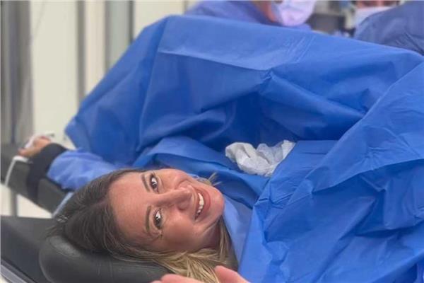 الإعلامية والممثلة المصرية هند رضا قبل ولادة طفلها