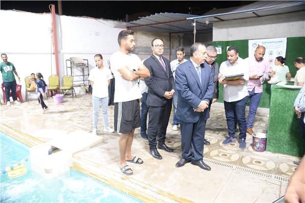 محافظ أسيوط يقرر غلق حمام الإدارة المحلية 