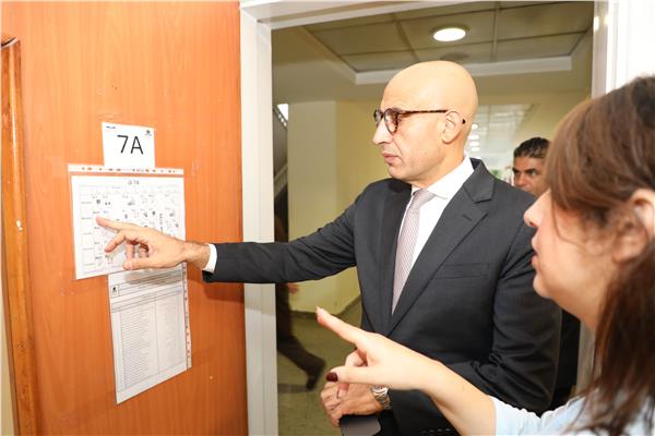  وزير التربية والتعليم  محمد عبد اللطيف