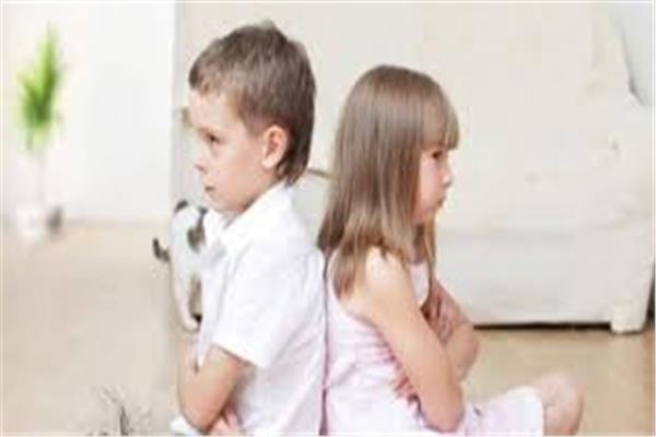 كيف تمنعي الغيرة بين أطفالك 