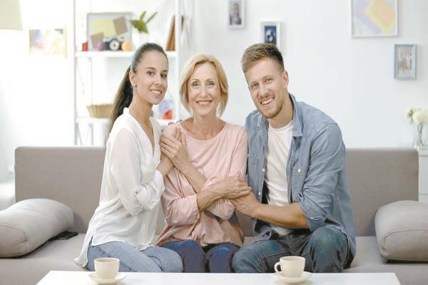 الزواج فى «بيت العيلة»