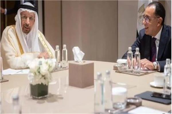 رئيس الوزراء خلال لقائه بوزير الاستثمار السعودي