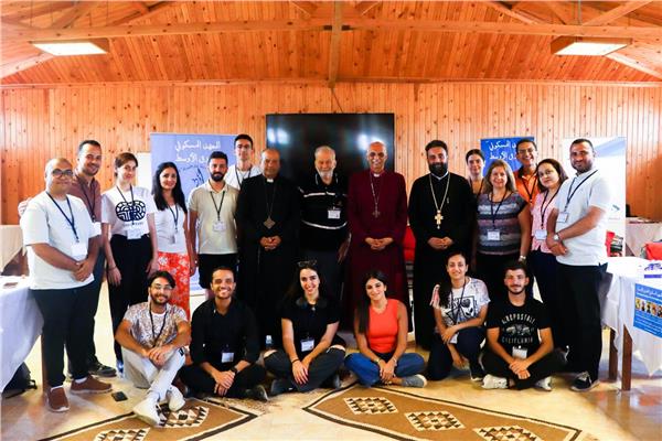 رئيس أساقفة الكنيسة الأسقفية يلتقي طلاب الدفعة التاسعة بالأنافورا