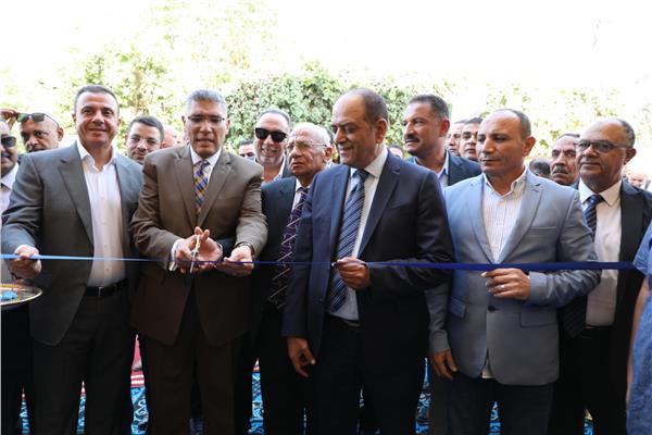 محافظ الجيزة يفتتح معرض أهلا مدارس