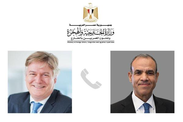  وزير الخارجية يتلقى اتصالاً هاتفيًا من "أنطونيو لوبيز"