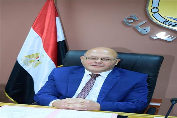 الدكتور حسان النعماني رئيس جامعة سوهاج