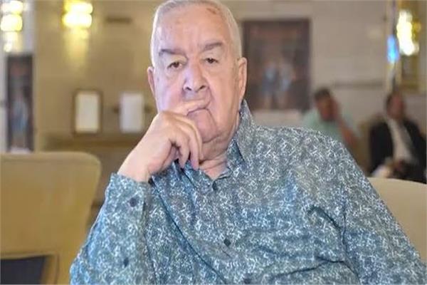 محمد عبد العزيز
