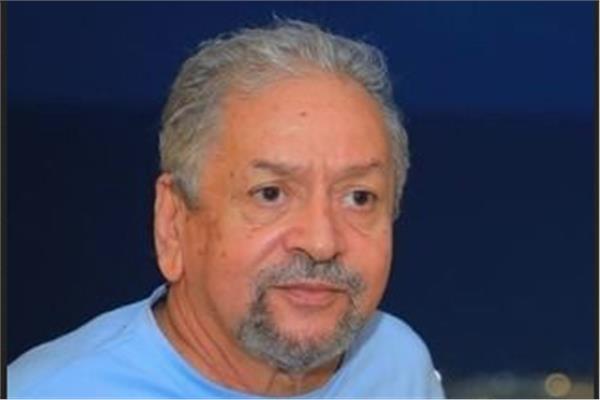 عمرو عبد العزيز