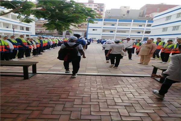  انتظام طلاب مدارس التكنولوجية التطبيقية مع بدء الدراسة