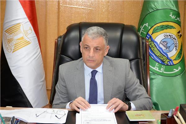  اللواء طيار أكرم محمد جلال محافظ الإسماعيلية