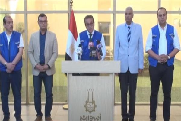 الدكتور خالد عبدالغفار وزير الصحة والسكان