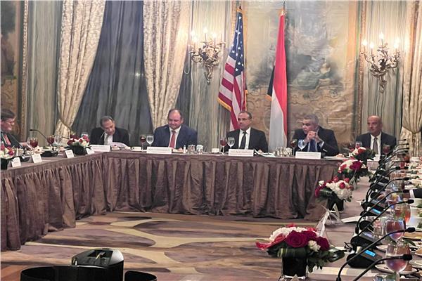 وزير الخارجية يشارك في فعالية لغرفة التجارة الأمريكية