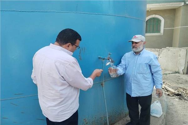 رفع عينات من المياه