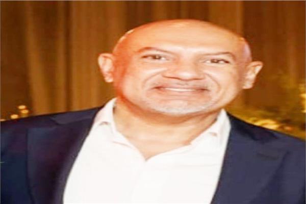 إيهاب الحسينى