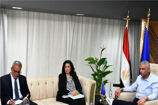  اللواء دكتور إسماعيل كمال محافظ أسوان
