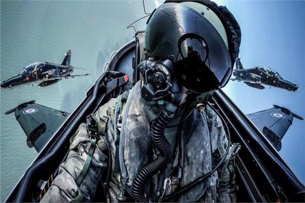 هيئة التعليم البريطانية "أوفسيد" بدء تدريبهم على الطيران