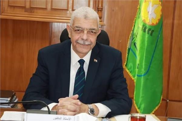 الدكتور أحمد القاصد رئيس جامعة المنوفية