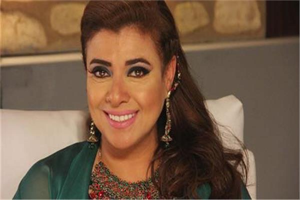نشوى مصطفى