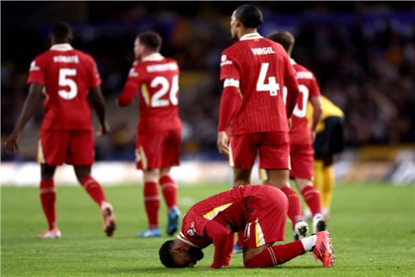 صورة من مباراة وولفرهامبتون وليفربول