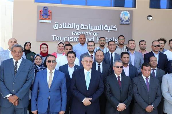 محافظ البحر الأحمر خلال الفاعلية