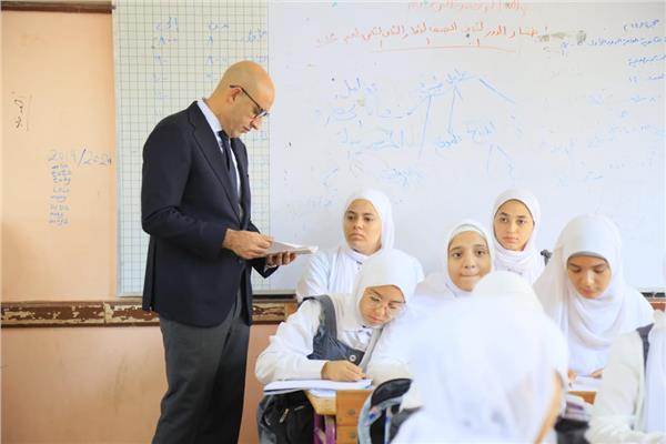 وزير التربية والتعليم 